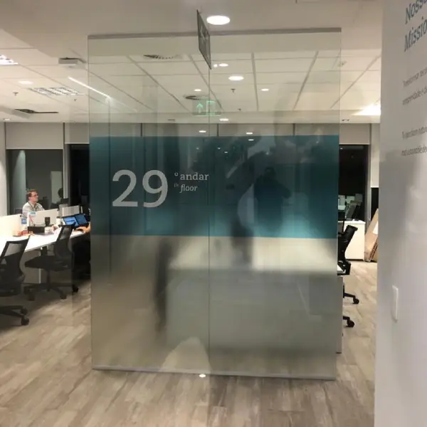 Adesivos para vitrines em Belo Horizonte da Profix Comunicação Visual