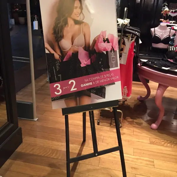 Totem publicitário em Belo Horizonte da Profix Comunicação Visual